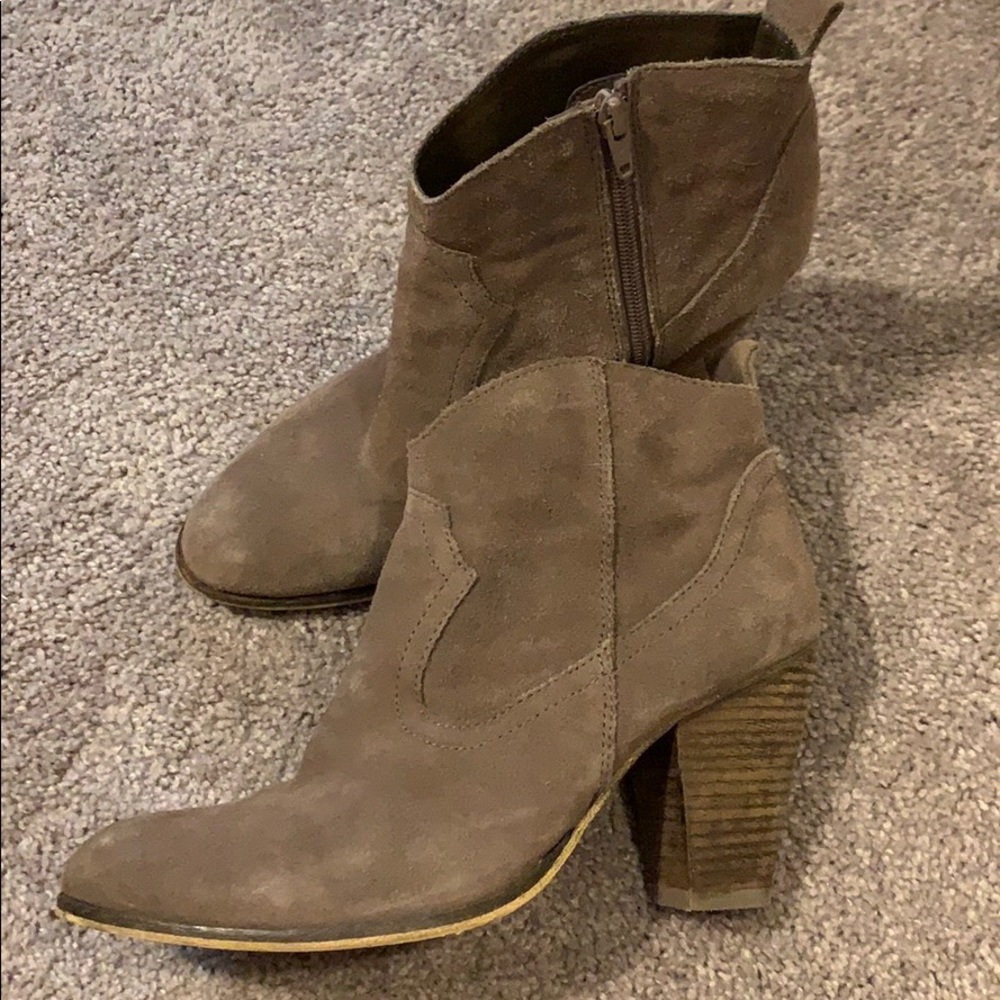 Steve Madden booties